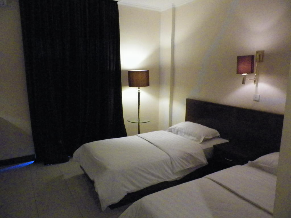 Excellent Seven Boutique Hotel Bandung Chambre photo